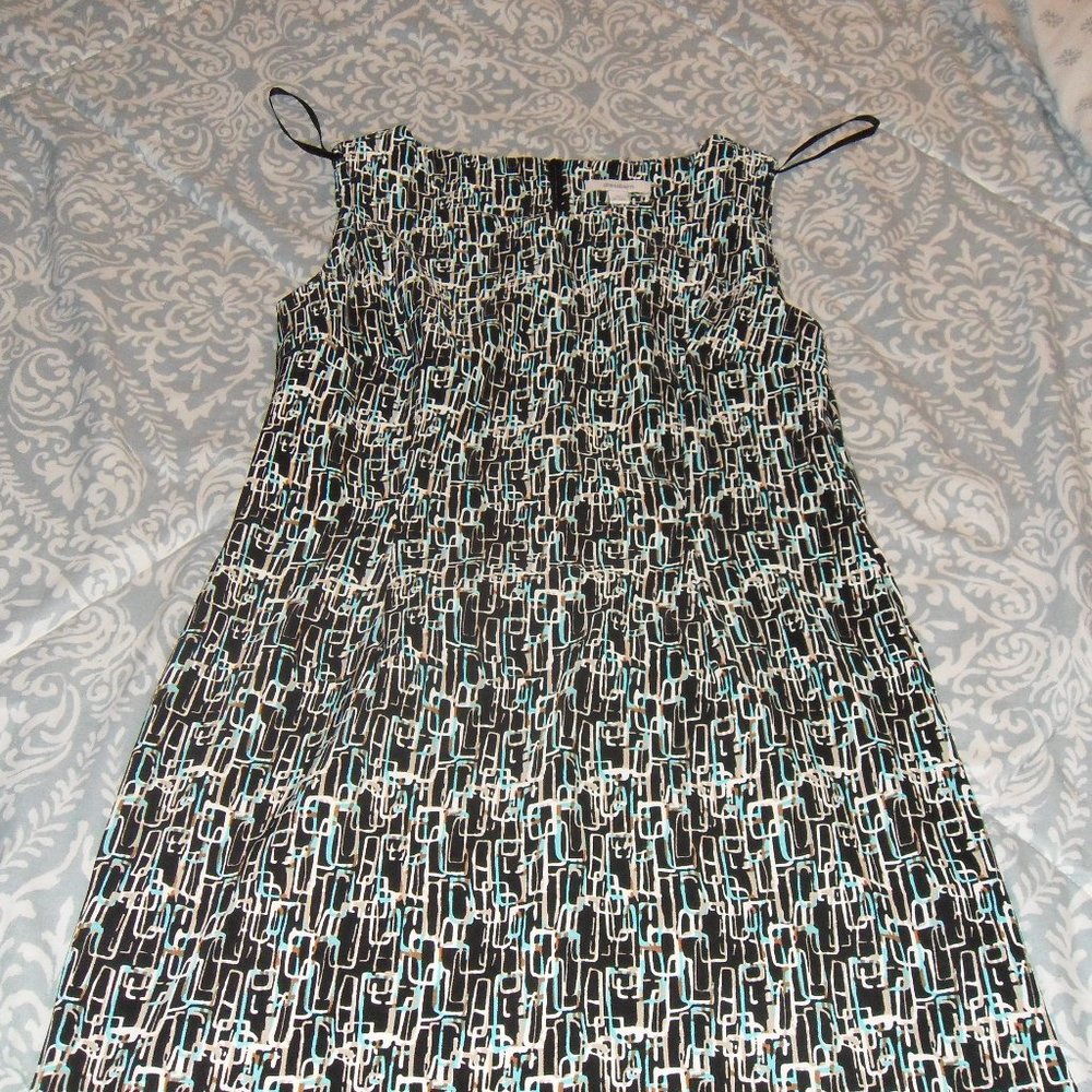 Great Condition  form fitting dress